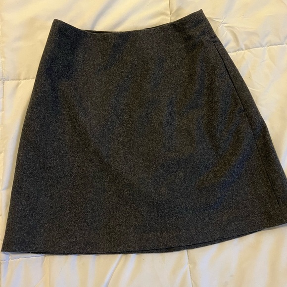 Aritzia Dresses & Skirts - ARITZIA Wilfred Mini Wool Skirt — Size 00 XXS, Gray - RARE Discontinued